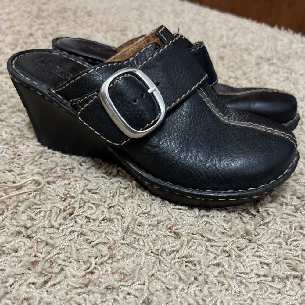 Born Leather Clogs/Mules Wedge Heel